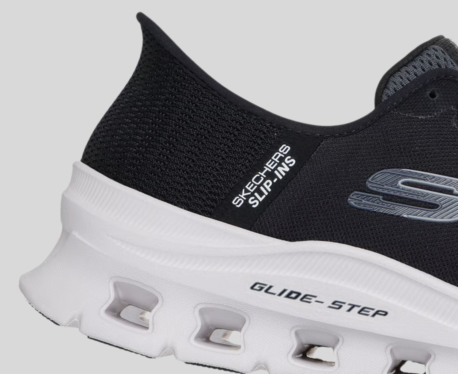 スケッチャーズ スリップインズ：グライドステップ プロ | SKECHERS JP
